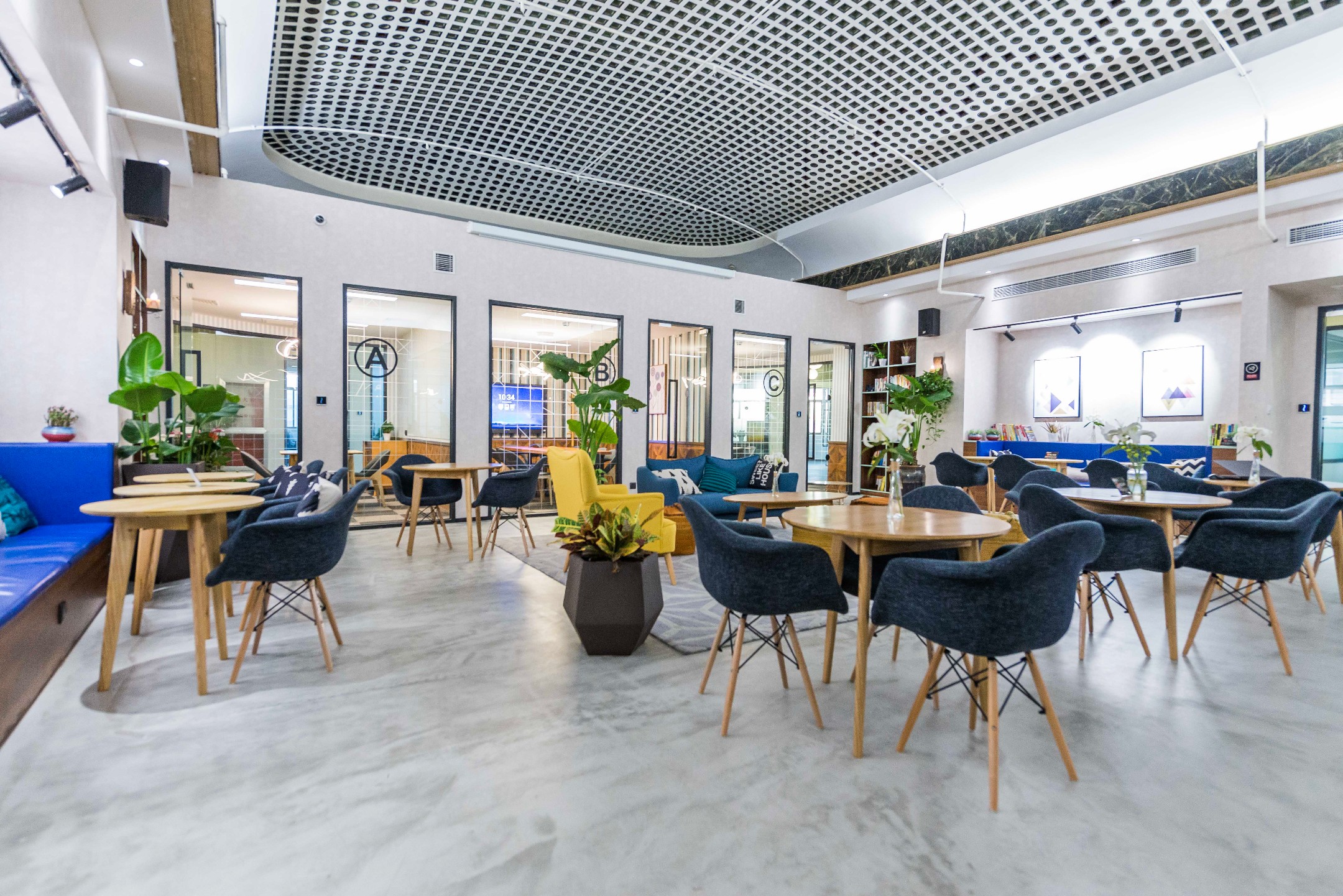  氪空間(豫園中匯大廈)